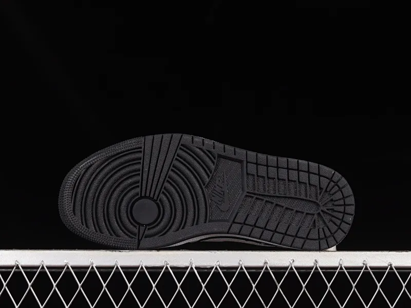 All categories Air Jordan Jordan series basketball shoes Air Jordan 1 Low Travis Scott x Air Jordan 1 Low OG AJ1 Joe 1 black and white panda reverse inverted hook joint casual sports basketball shoes DM7866-101